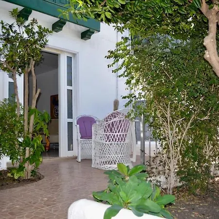 Playa Chica With Terrace 100 M From The Sea Apartment